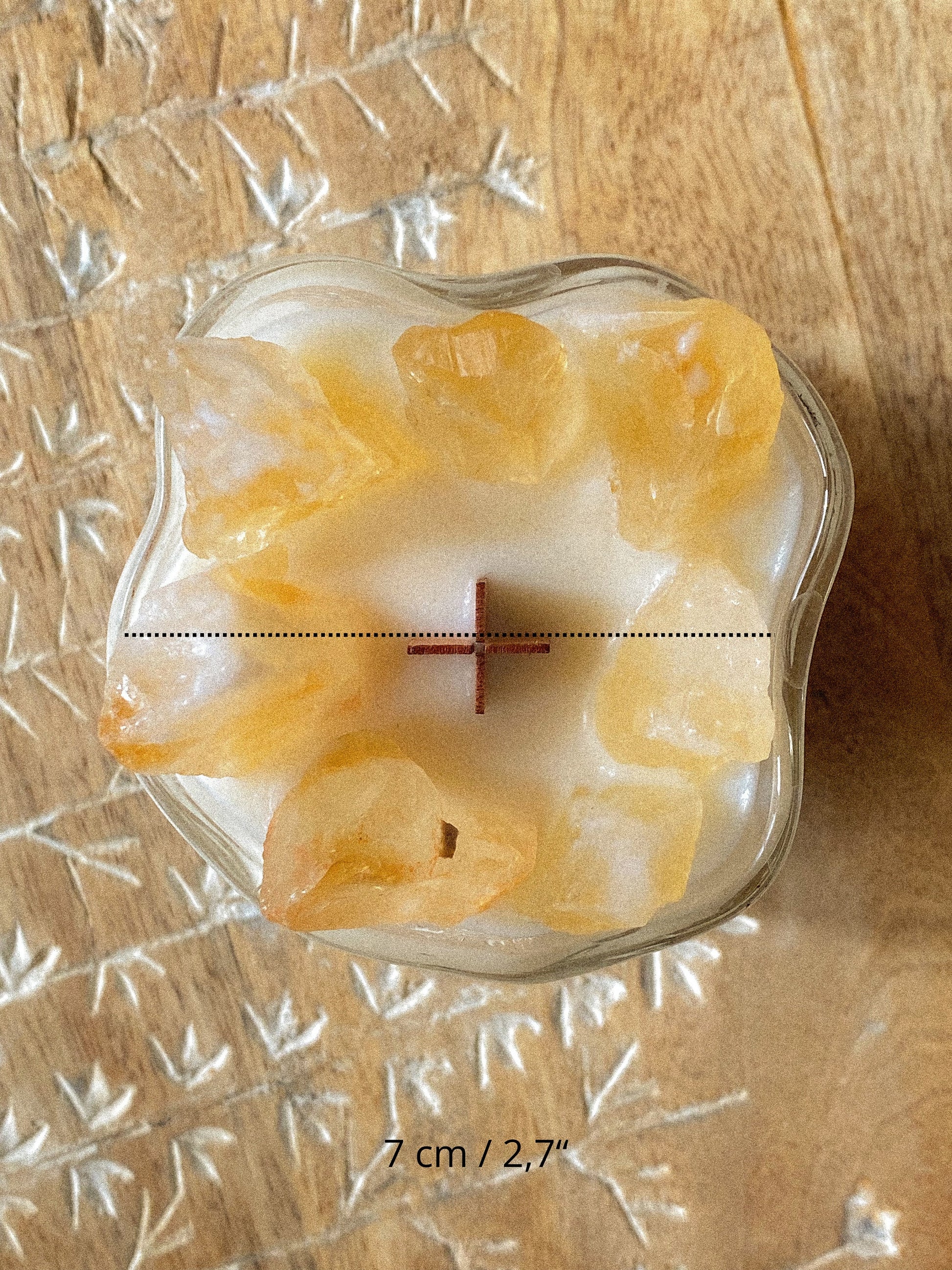 Traho Abundance Citrine Crystal Infused Soy Wax Natural 7 OZ Handmade Ritual CANDLE With Wooden Wick & Glitters, Natural Aromatherapy Candle