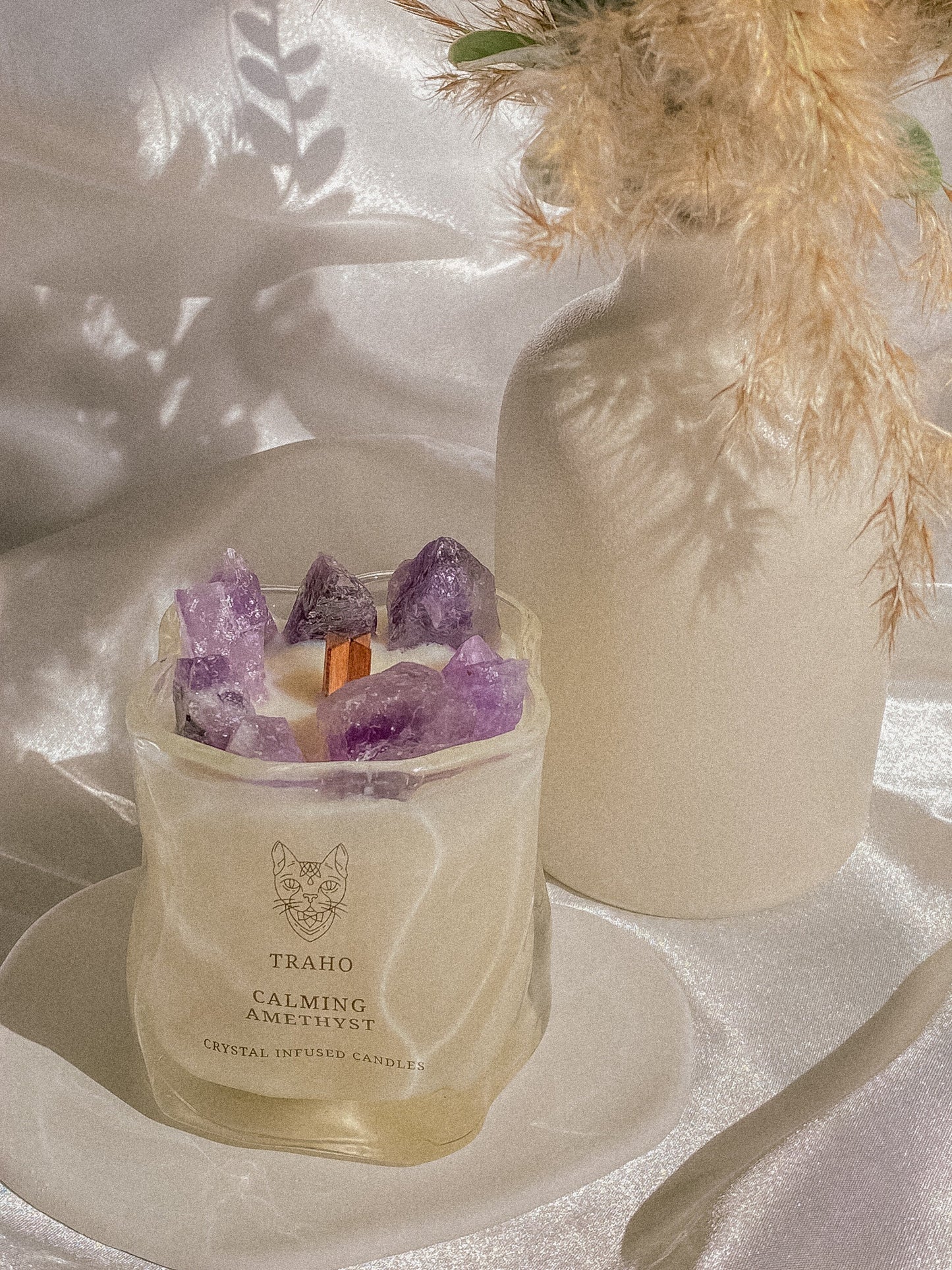 Traho Calming Amethyst Crystal Infused Soy Wax Natural 7 OZ. Handmade Ritual CANDLE With Wooden Wick & Glitters, Natural Aromatherapy Candle