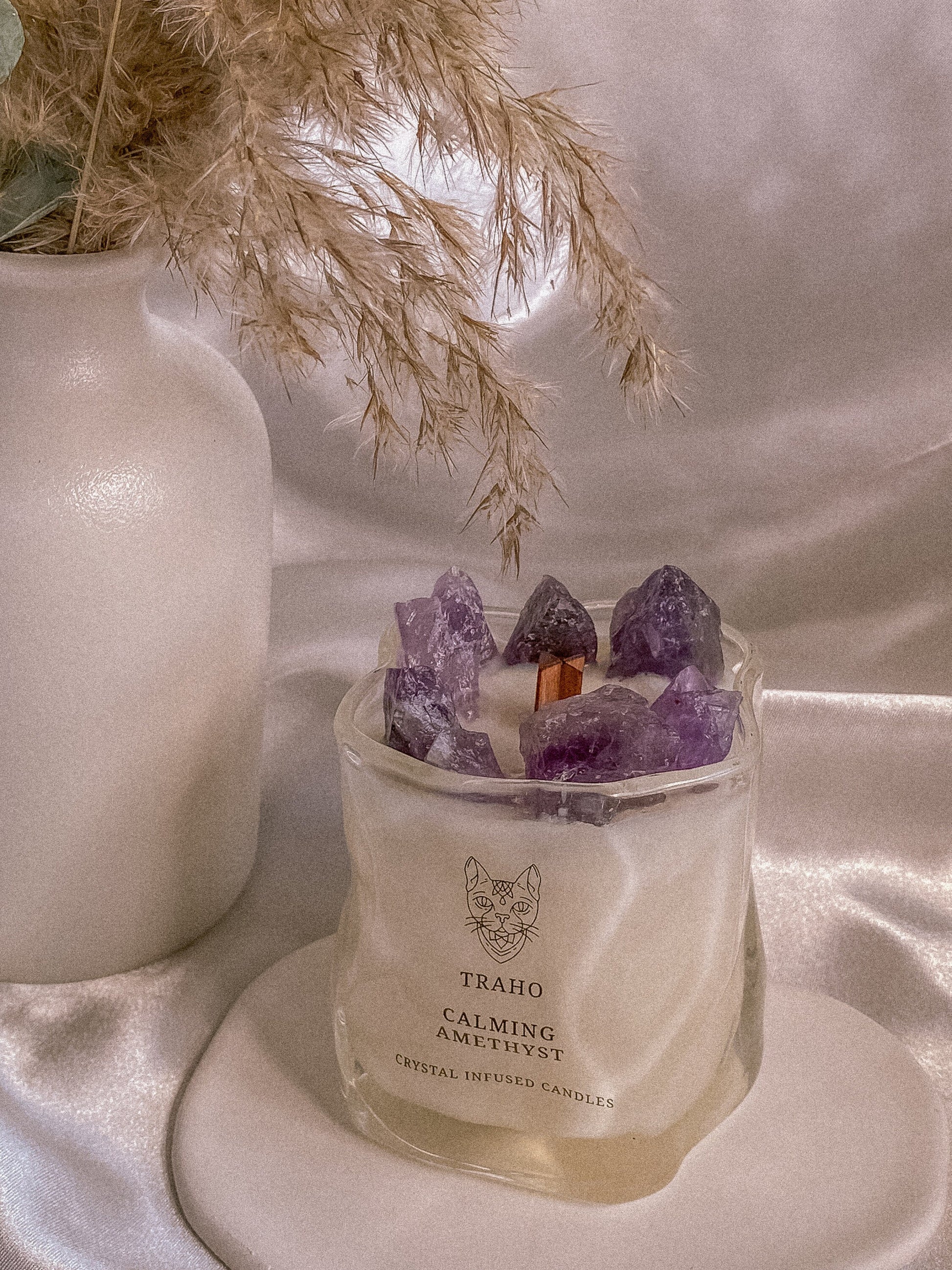 Traho Calming Amethyst Crystal Infused Soy Wax Natural 7 OZ. Handmade Ritual CANDLE With Wooden Wick & Glitters, Natural Aromatherapy Candle