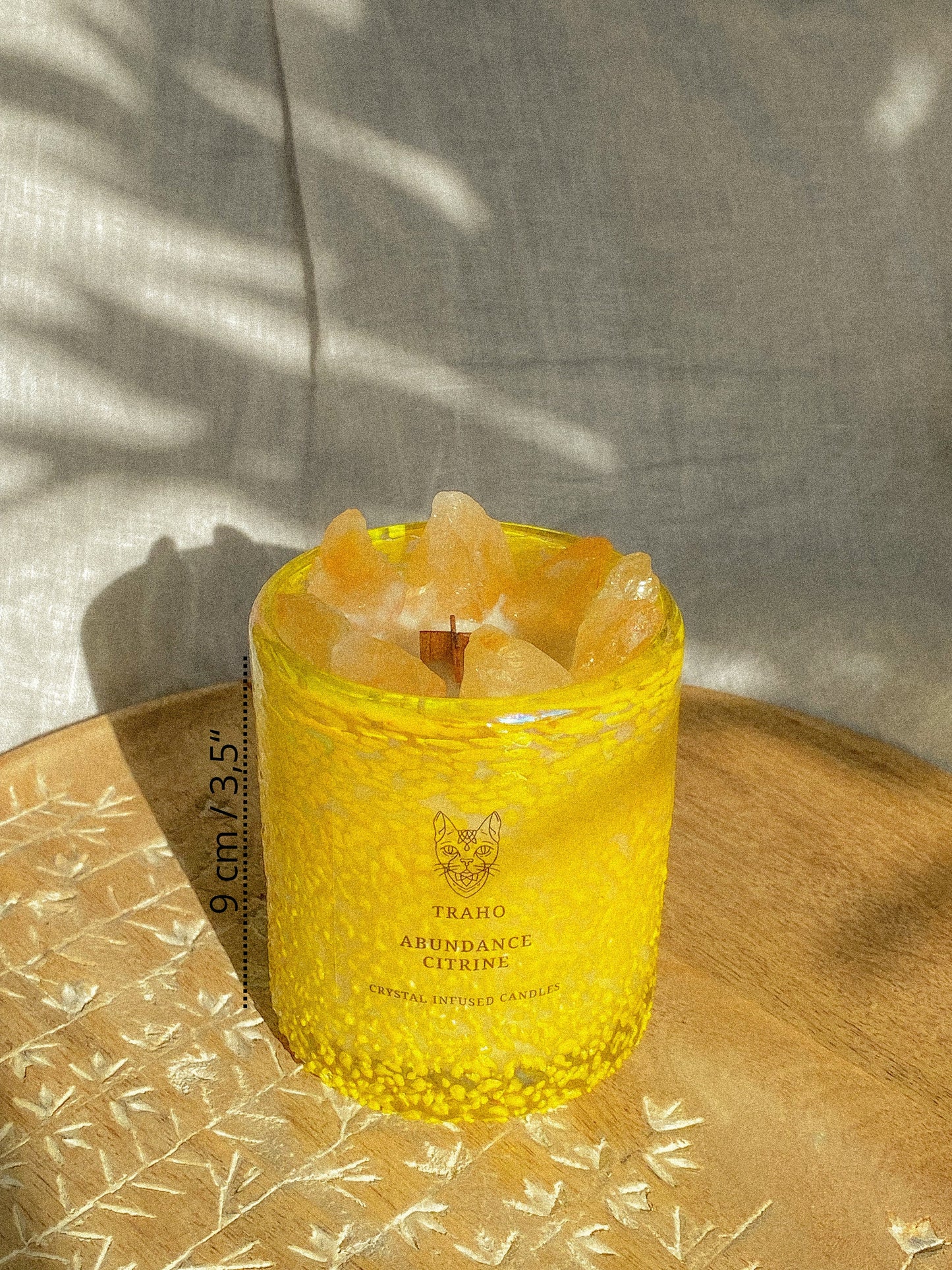 Traho Abundance Citrine Crystal Infused Soy Wax Natural 8 OZ Handmade CANDLE With Wooden Wick & Glitters, Natural Candle Aromatherapy Candle