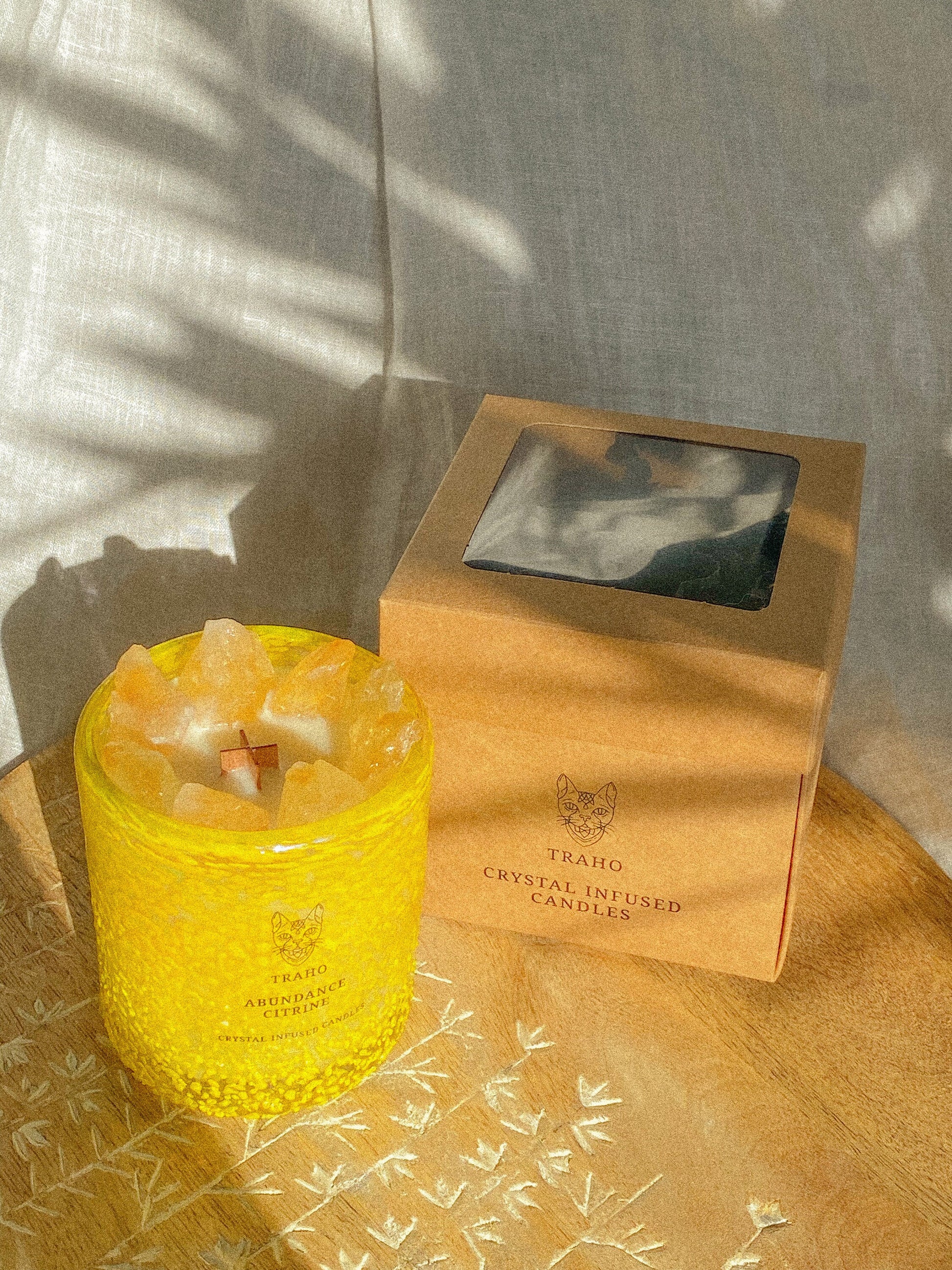 Traho Abundance Citrine Crystal Infused Soy Wax Natural 8 OZ Handmade CANDLE With Wooden Wick & Glitters, Natural Candle Aromatherapy Candle