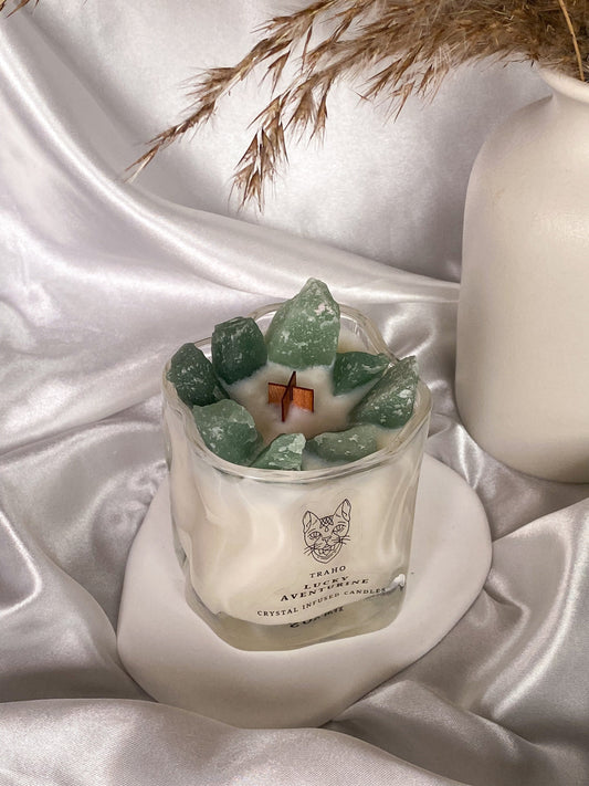 Traho Lucky Aventurine Crystal Infused Soy Wax Natural 7 OZ. Handmade Ritual CANDLE With Wooden Wick & Glitters, Natural Aromatherapy Candle