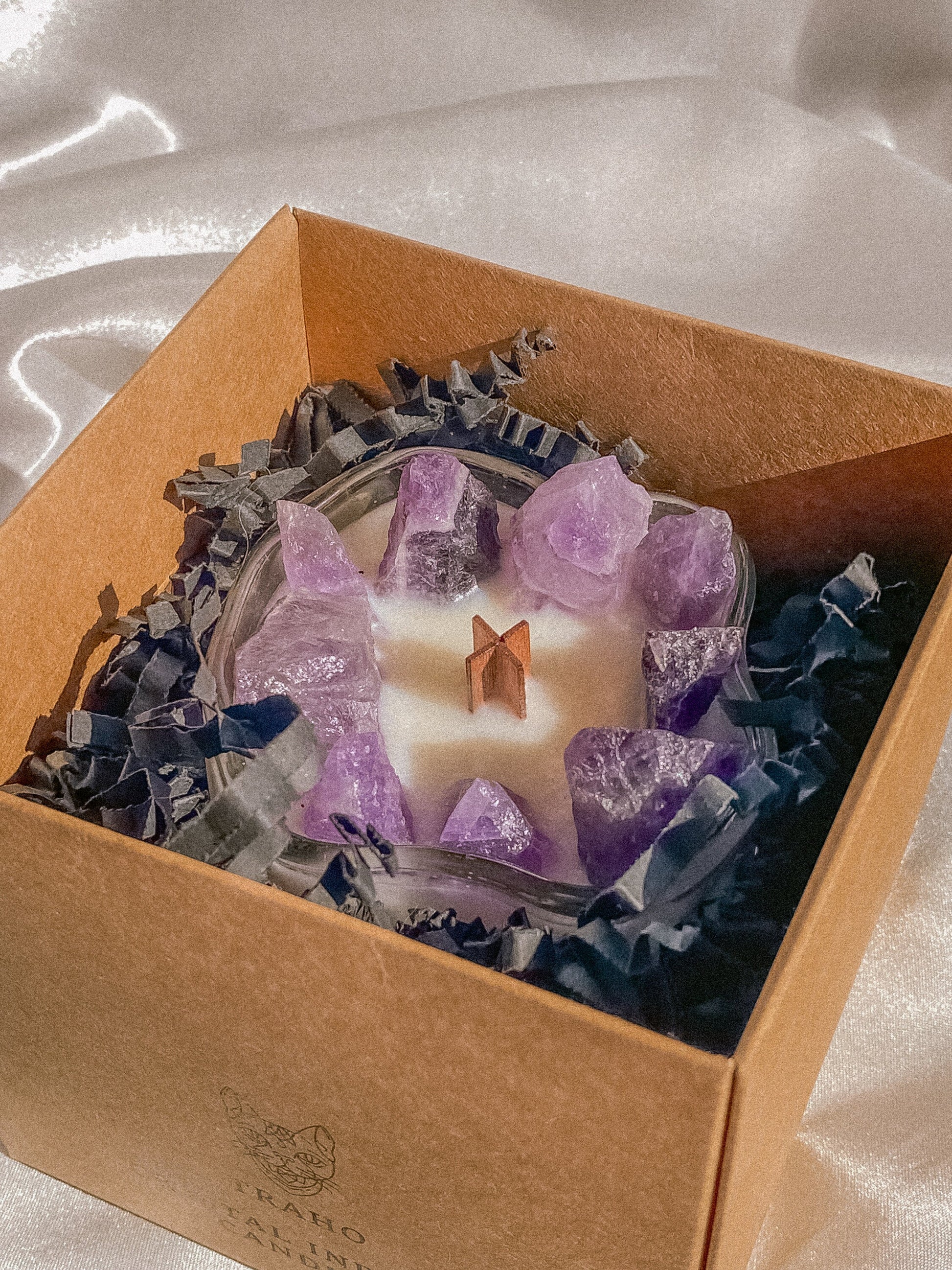 Traho Amethyst, Rose Quartz, Citrine, Clear Quartz, Aventurine Natural Crystal Infused Soy Wax Ritual Candle Wooden Wick Aromatherapy Bundle