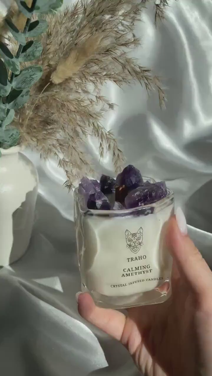 Traho Calming Amethyst Crystal Infused Soy Wax Natural 7 OZ. Handmade Ritual CANDLE With Wooden Wick & Glitters, Natural Aromatherapy Candle